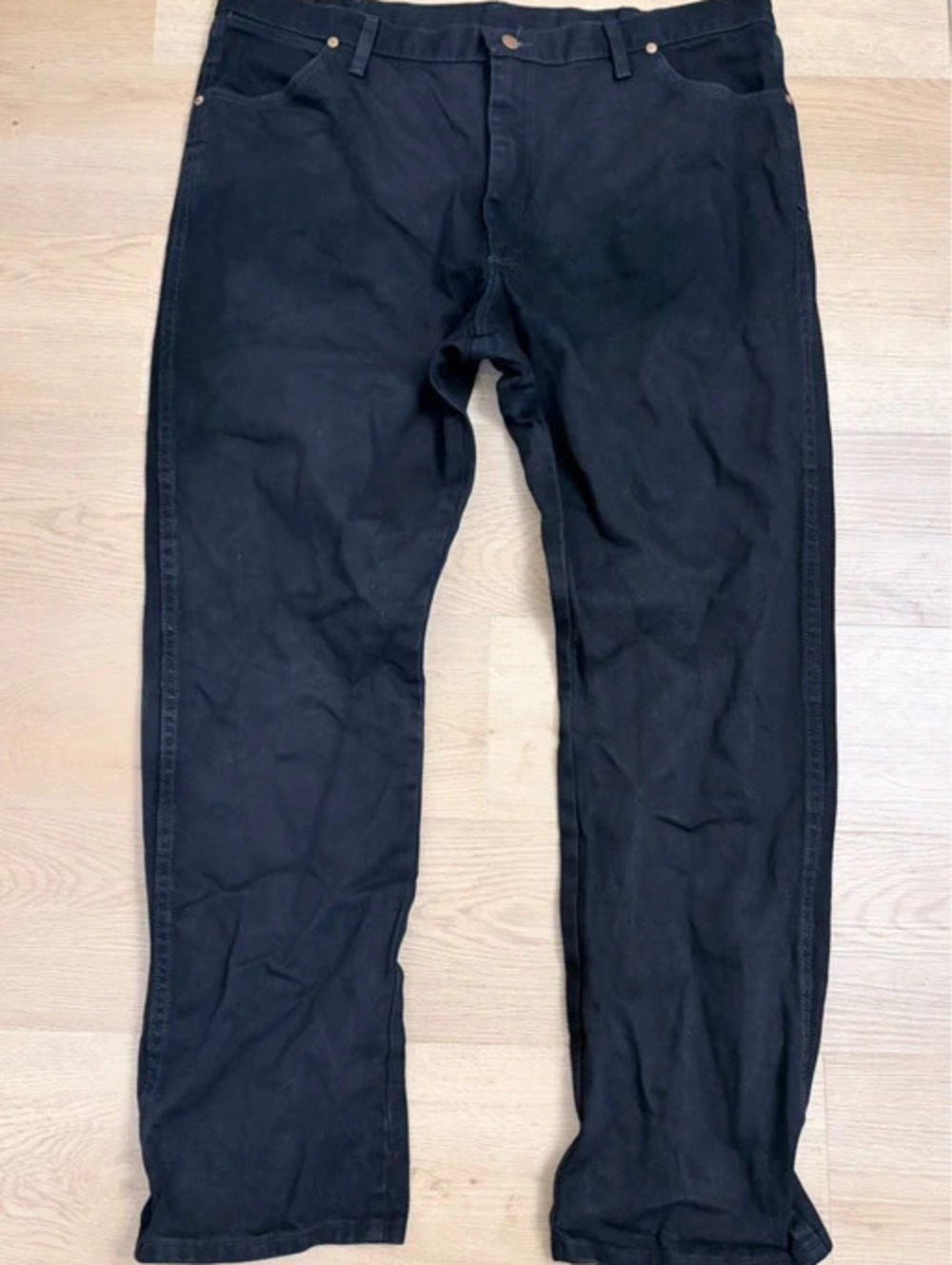 Wrangler Black Jeans Men’s 40x30 Straight Leg Cowboy Denim
